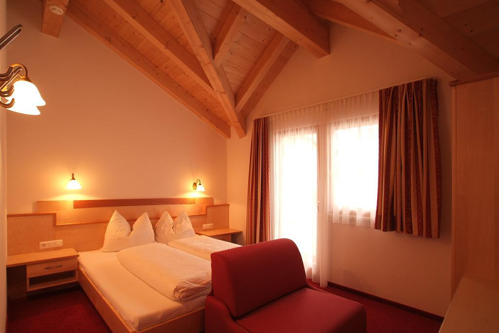 Apart Althaler Serfaus Habitación foto